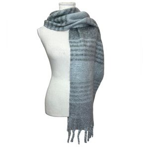 NWT Grey two-tone stripe soft warm winter scarf with fringe trim